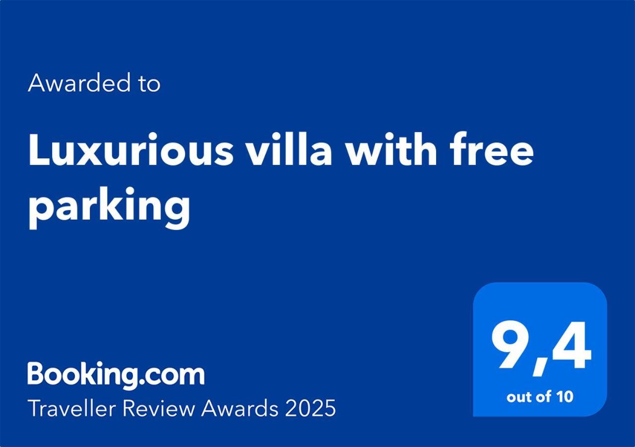 Luxurious Villa With Free Parking Göteborg Eksteriør billede